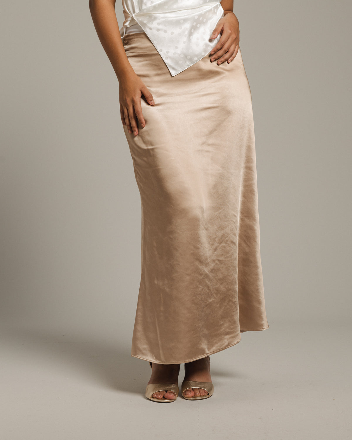 Luna Skirt in Beige